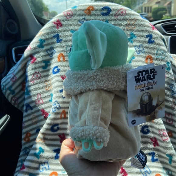 ❌❌SOLD❌❌ Star Wars Baby Yoda Plus Mandalorian - Picture 4 of 7